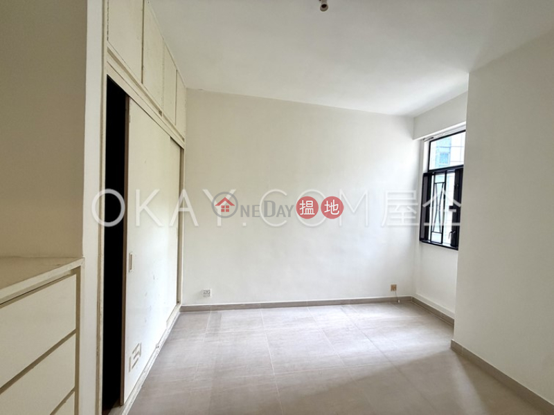 HK$ 16.4M | Ronsdale Garden, Wan Chai District Tasteful 3 bedroom with balcony | For Sale