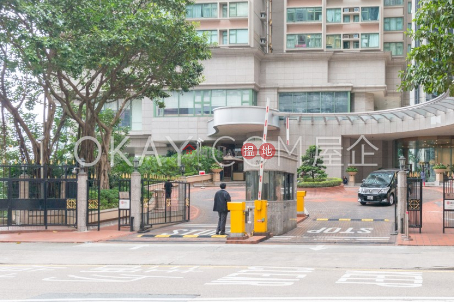 3房2廁,實用率高,星級會所,連車位《雍景臺出售單位》|雍景臺(Robinson Place)出售樓盤 (OKAY-S549)