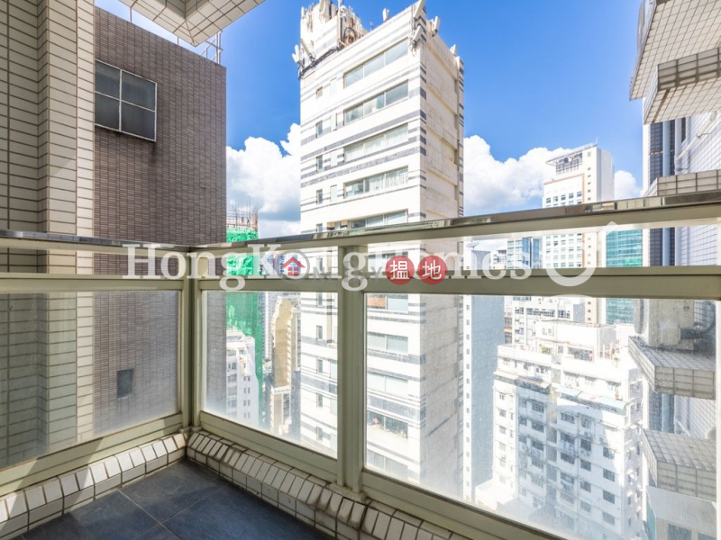 3 Bedroom Family Unit for Rent at Centrestage | 108 Hollywood Road | Central District, Hong Kong, Rental, HK$ 42,000/ month