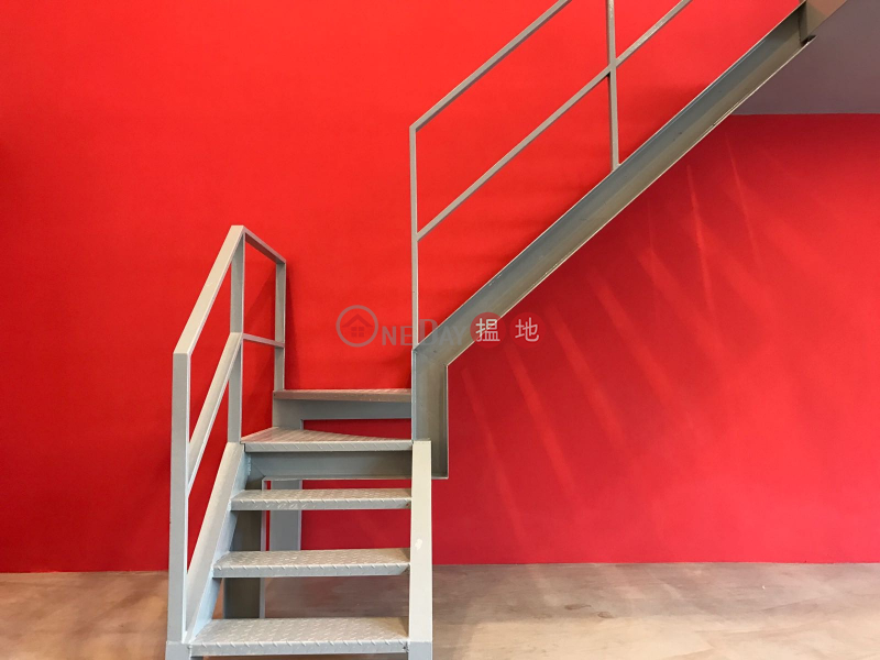 HK$ 10.05M, City Industrial Complex, Kwai Tsing District, Stylish renovation high ceilings practical