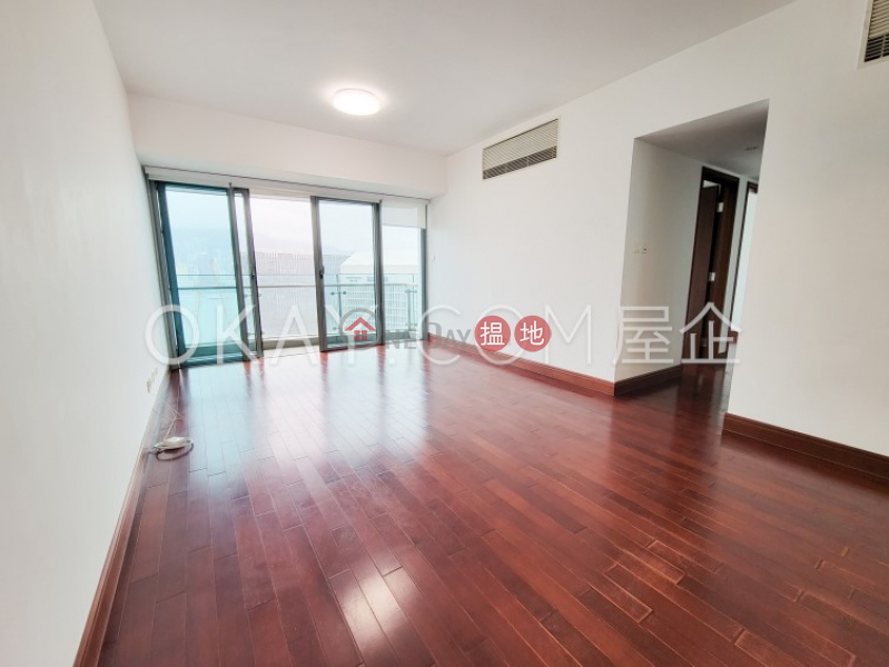 Gorgeous 3 bedroom with balcony | For Sale | The Harbourside Tower 3 君臨天下3座 Sales Listings