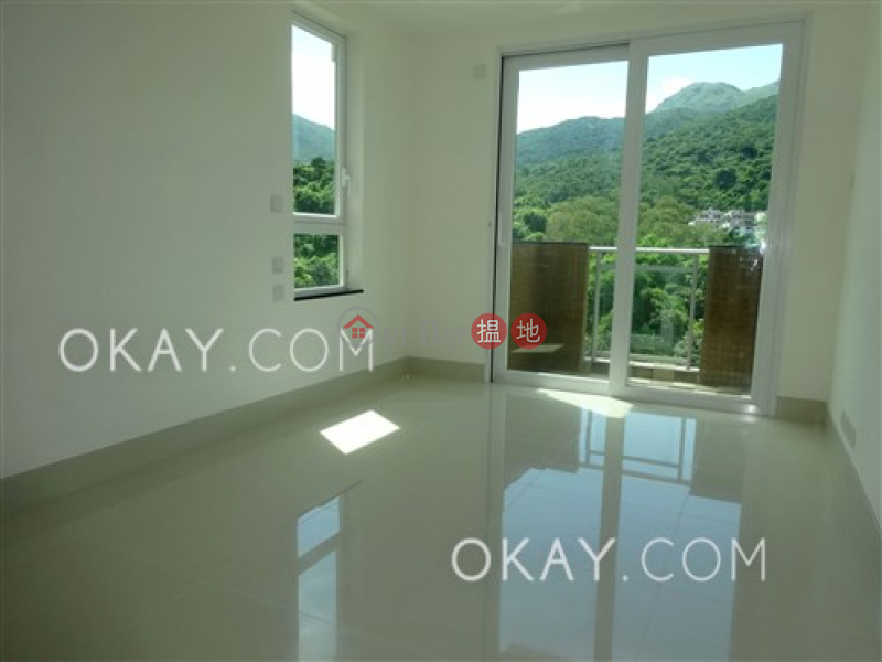 Popular house with rooftop, terrace & balcony | Rental | Ho Chung New Village 蠔涌新村 Rental Listings