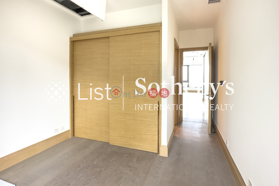 HK$ 380,000/ month 7-15 Mount Kellett Road, Central District Property for Rent at 7-15 Mount Kellett Road with more than 4 Bedrooms