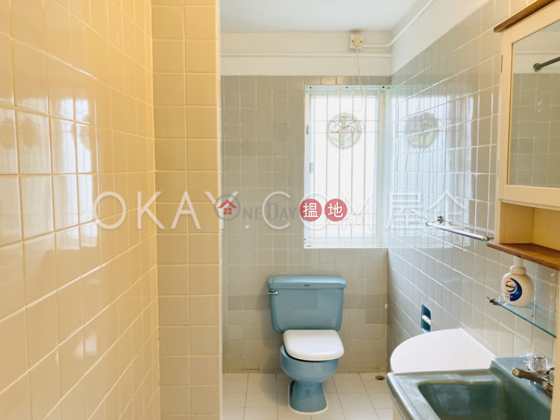 Luxurious 3 bed on high floor with balcony & parking | Rental | Clear Water Bay Apartments 清水灣大廈 Rental Listings