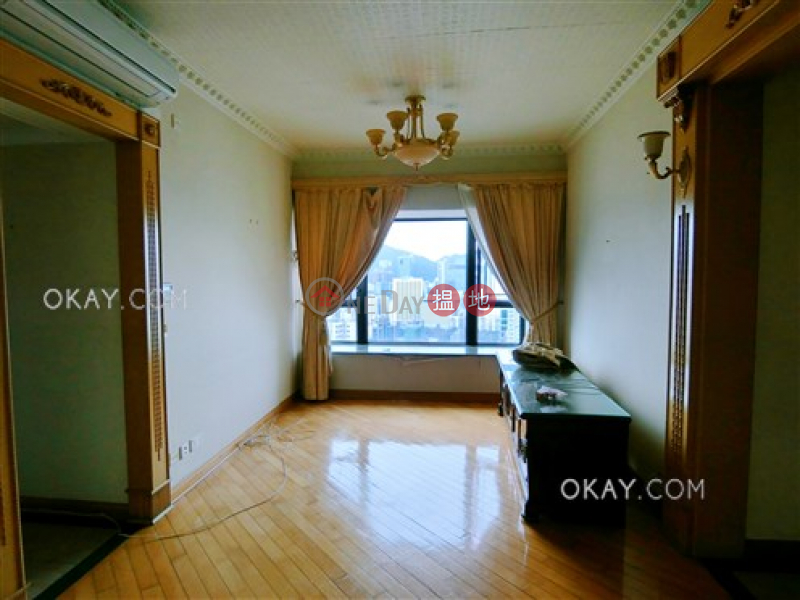 Unique 3 bedroom on high floor | Rental, Le Sommet 豪廷峰 Rental Listings | Eastern District (OKAY-R37935)