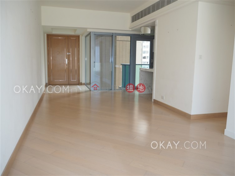 Stylish 2 bedroom with sea views & balcony | For Sale | Larvotto 南灣 Sales Listings