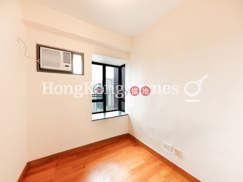 3 Bedroom Family Unit for Rent at Hollywood Terrace | Hollywood Terrace 荷李活華庭 Rental Listings