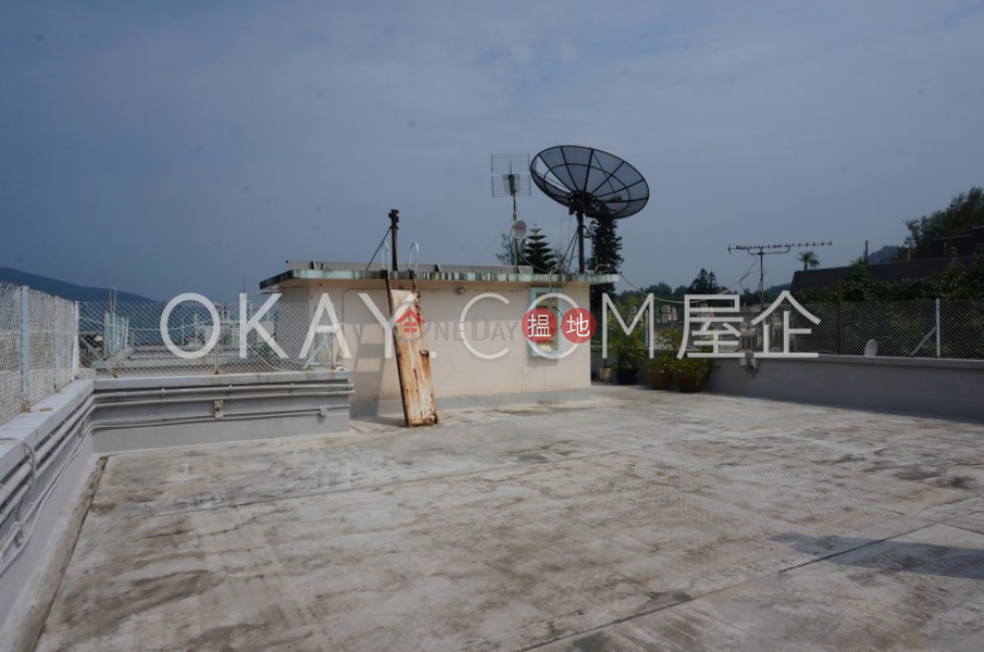 Unique 3 bedroom on high floor with rooftop & balcony | Rental | 18-22 Stanley Mound Road 赤柱崗道18-22號 Rental Listings