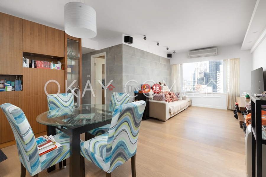 HK$ 16M, Block A Grandview Tower | Eastern District, Efficient 3 bedroom on high floor with parking | For Sale