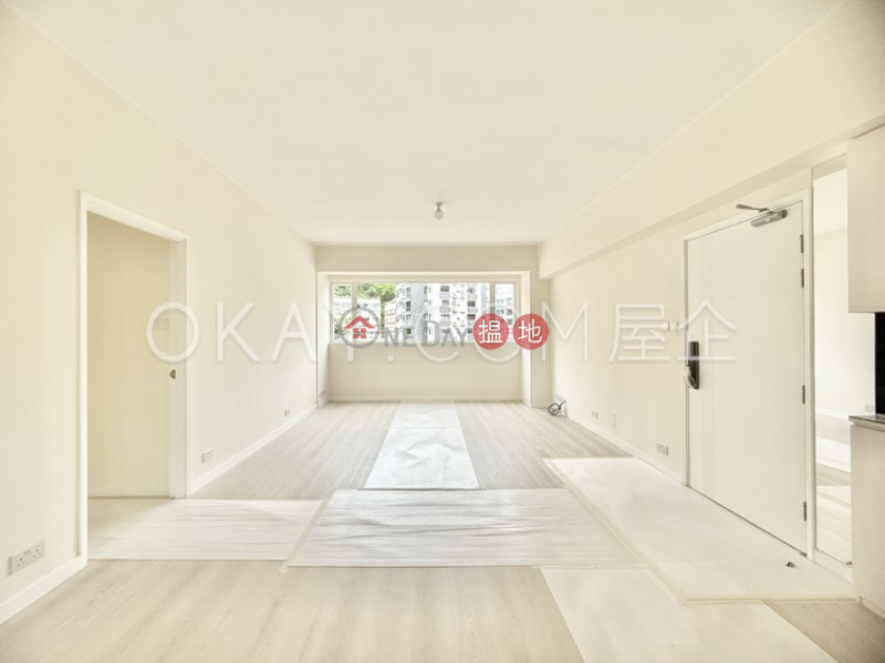 Nicely kept 3 bedroom with parking | Rental | Waiga Mansion 維基樓 Rental Listings