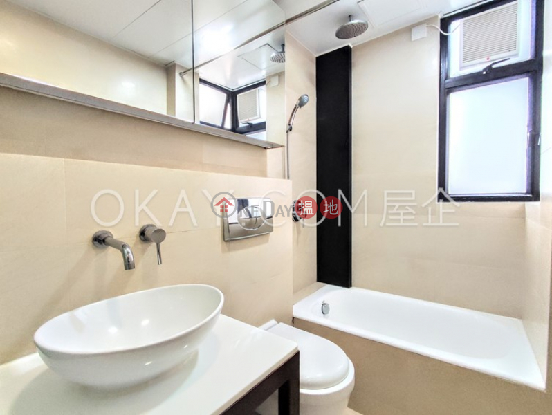 Lovely in Mid-levels Central | For Sale, St Louis Mansion 雨時大廈 Sales Listings | Central District (OKAY-S157910)