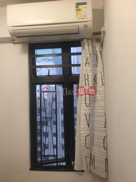 Flat for Rent in Fook Wo Building, Wan Chai, 10-20 Tai Wo Street | Wan Chai District Hong Kong | Rental HK$ 20,000/ month