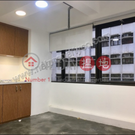 Office for Rent in Wan Chai District, Queen's Centre 帝后商業中心 | Wan Chai District (A058841)_0