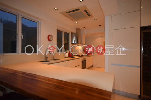 Lovely 3 bedroom on high floor with sea views & rooftop | Rental | POKFULAM COURT, 94Pok Fu Lam Road 碧林閣 _0