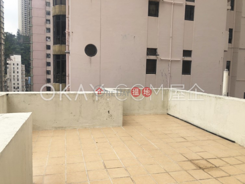 Property Search Hong Kong | OneDay | Residential Rental Listings Intimate 2 bedroom on high floor with rooftop | Rental