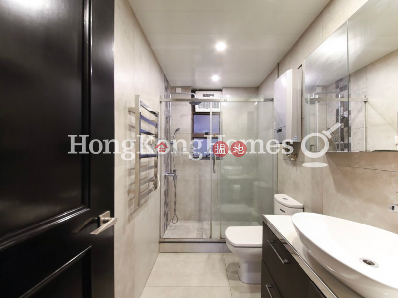 Property Search Hong Kong | OneDay | Residential Rental Listings | 3 Bedroom Family Unit for Rent at Parkway Court