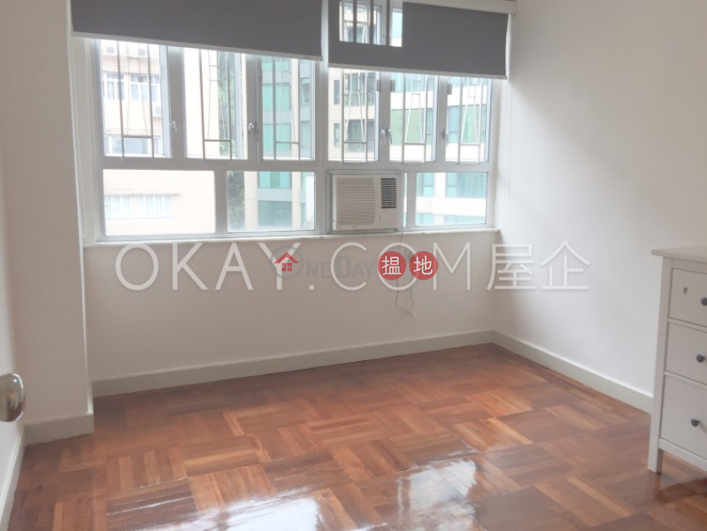 Popular 3 bedroom on high floor with balcony & parking | Rental | Silver Fair Mansion 銀輝大廈 Rental Listings