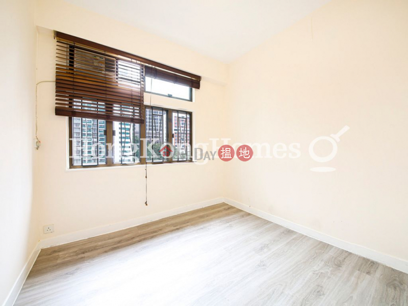 Property Search Hong Kong | OneDay | Residential | Sales Listings | 3 Bedroom Family Unit at Silver Court | For Sale