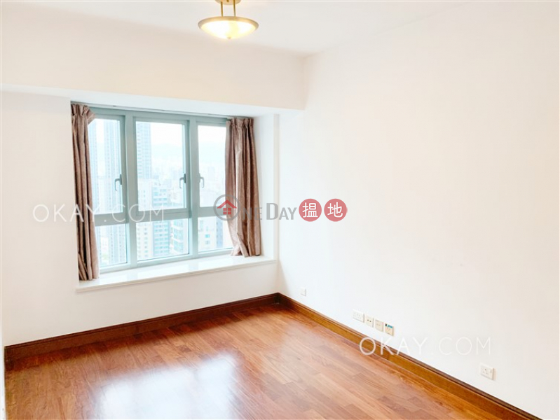 HK$ 38,000/ month The Harbourside Tower 3 | Yau Tsim Mong Tasteful 2 bedroom in Kowloon Station | Rental