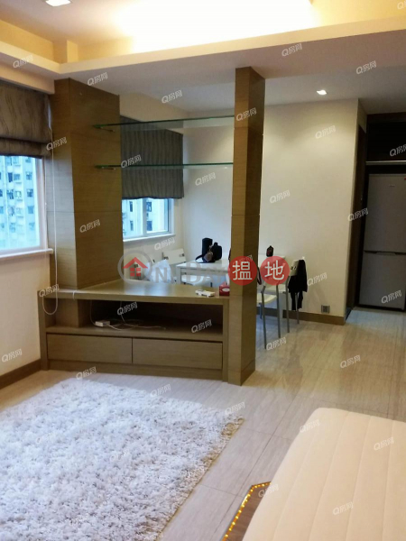 HK$ 16,000/ month Chung Nam Mansion, Wan Chai District | Chung Nam Mansion | Mid Floor Flat for Rent