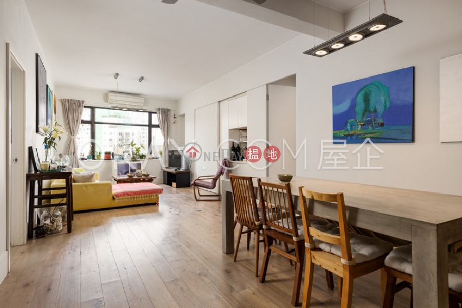 Lovely 3 bedroom with balcony & parking | For Sale | 35-41 Village Terrace 山村臺35-41號 Sales Listings