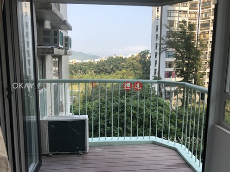Unique 3 bedroom with balcony | Rental, Discovery Bay, Phase 5 Greenvale Village, Greenery Court (Block 1) 愉景灣 5期頤峰 靖山閣(1座) Rental Listings | Lantau Island (OKAY-R299105)