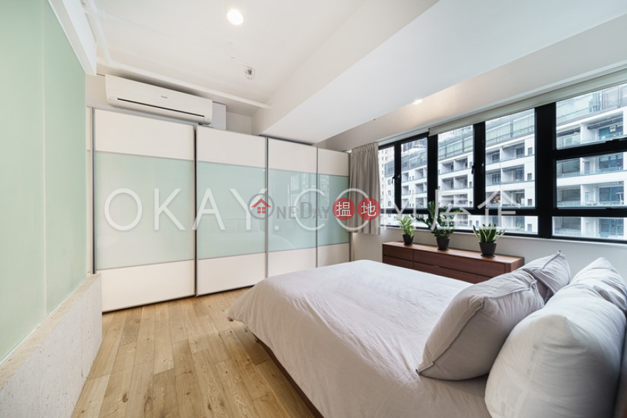 Luxurious 1 bedroom on high floor | For Sale 105-107 Hollywood Road | Central District Hong Kong | Sales | HK$ 11M