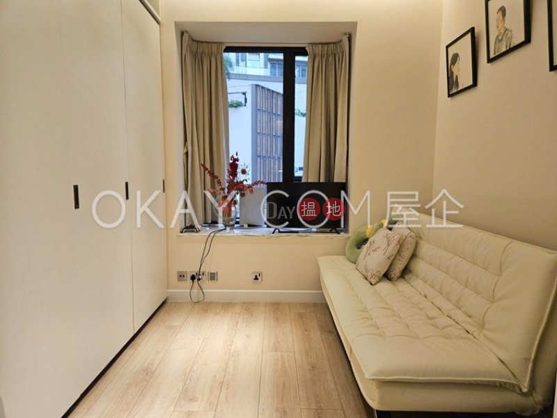 Exquisite 3 bedroom with balcony & parking | For Sale | Regal Crest 薈萃苑 Sales Listings