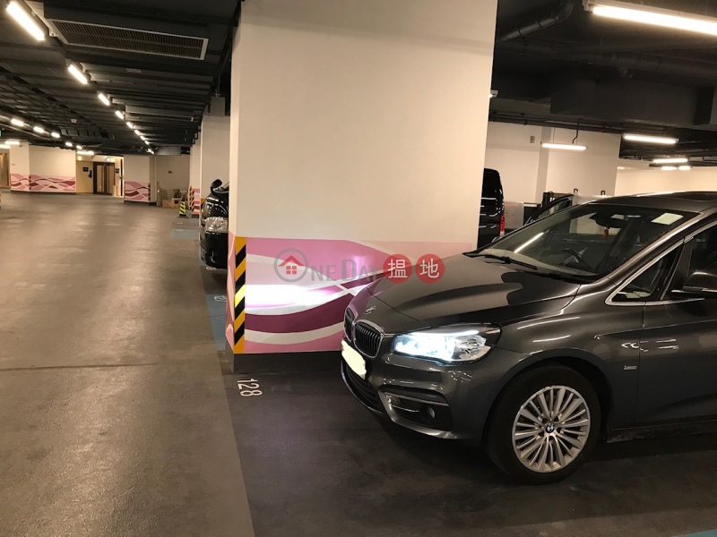 Property Search Hong Kong | OneDay | Carpark Rental Listings Kai Tak Victoria Skye Sided Parking Space for rent