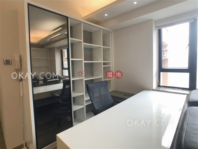 HK$ 48,000/ month Robinson Heights | Western District | Charming 3 bedroom on high floor with rooftop | Rental