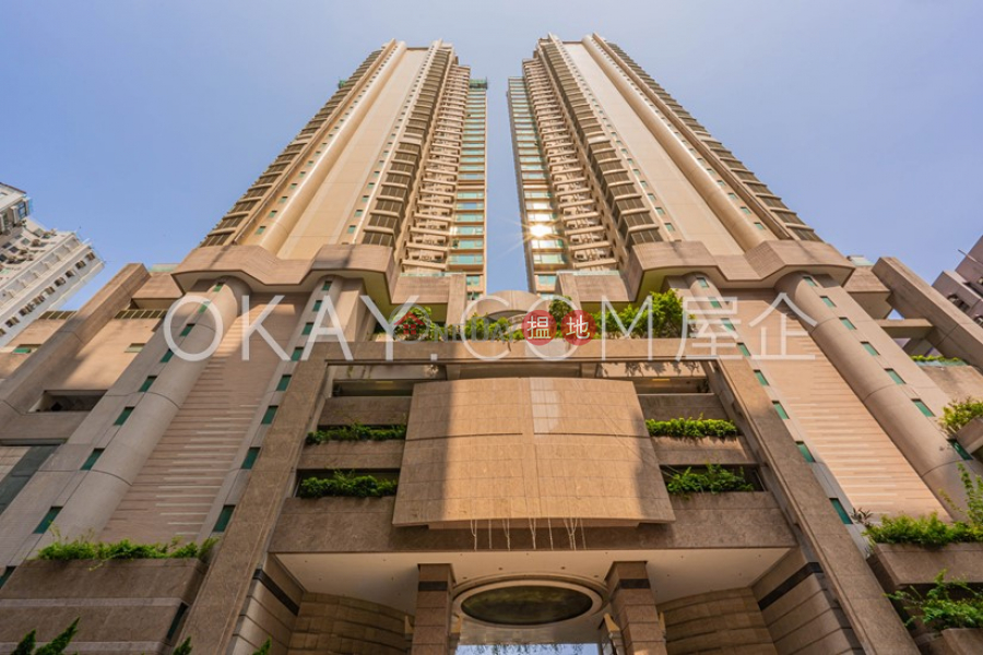 HK$ 42M | Sky Horizon, Eastern District | Rare 3 bedroom on high floor with sea views | For Sale