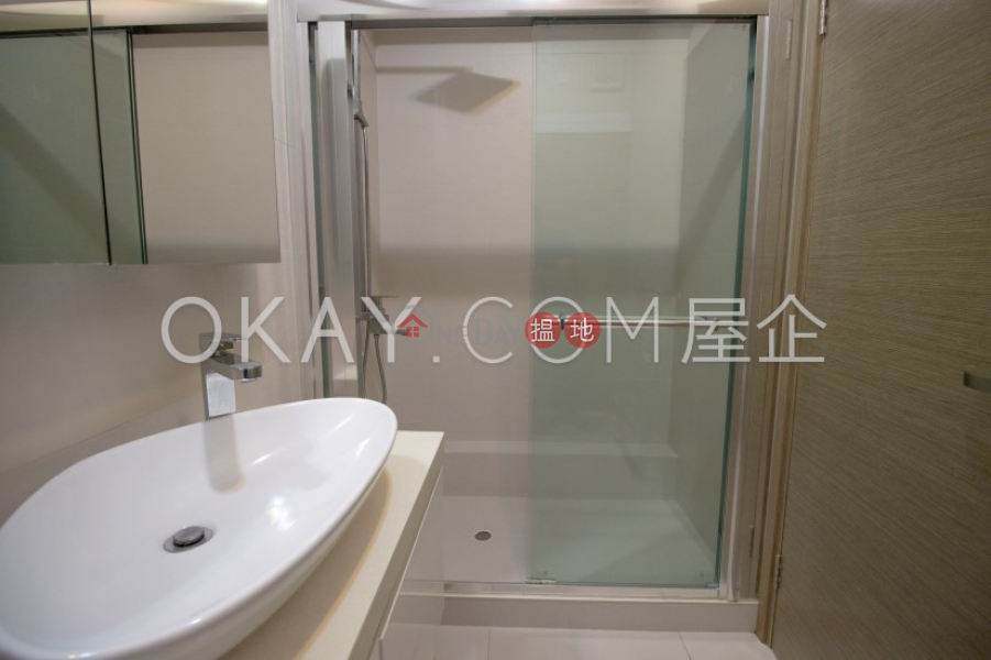 Intimate 2 bedroom with harbour views | Rental | Kingston Building Block B 京士頓大廈 B座 Rental Listings