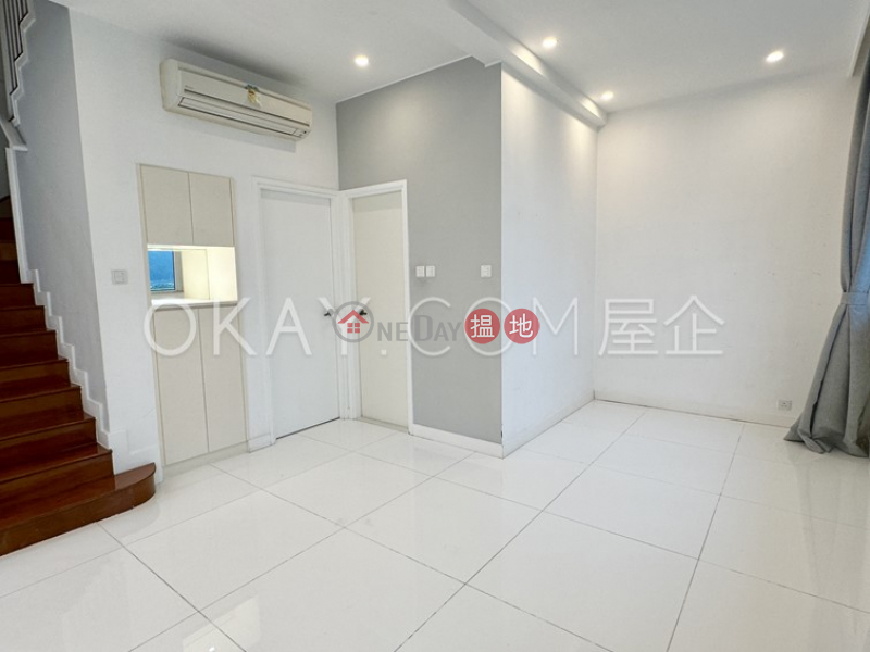 HK$ 64,000/ month, Discovery Bay, Phase 4 Peninsula Vl Coastline, 24 Discovery Road, Lantau Island | Efficient 4 bed on high floor with sea views & rooftop | Rental