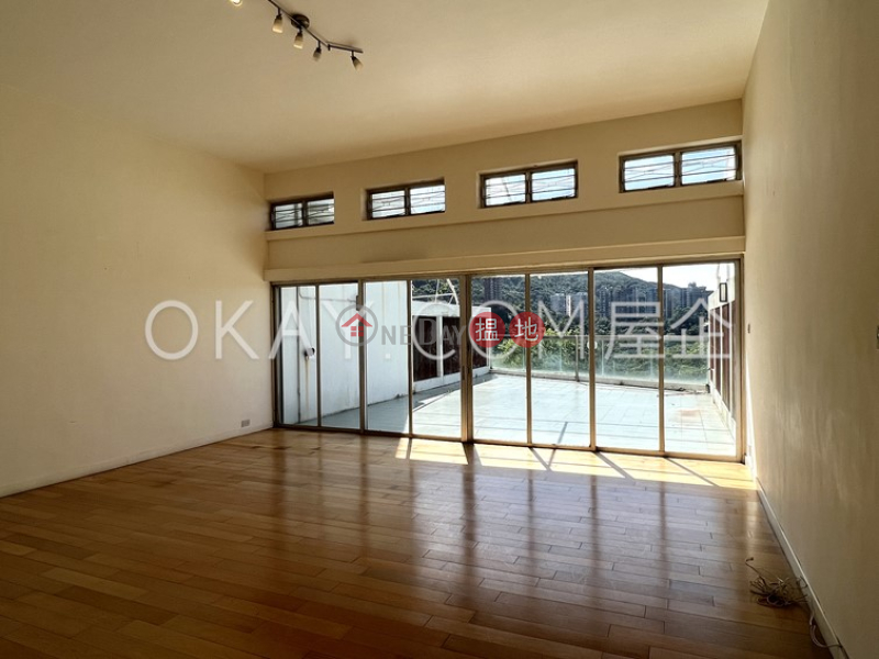 Beautiful house with sea views, terrace & balcony | Rental | 8 Deep Water Bay Road 深水灣道8號 Rental Listings