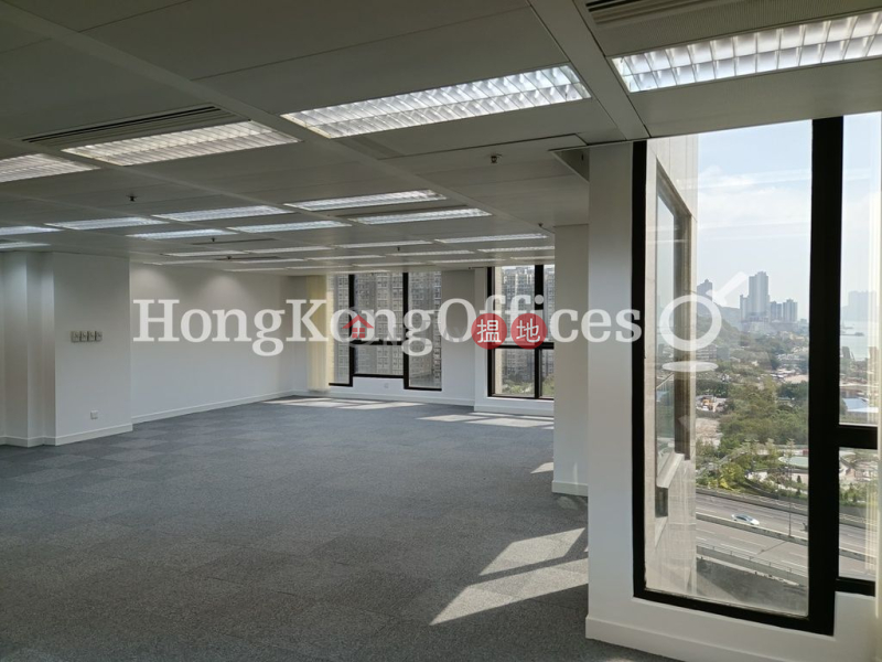 HK$ 33,779/ month Lu Plaza | Kwun Tong District | Industrial,office Unit for Rent at Lu Plaza