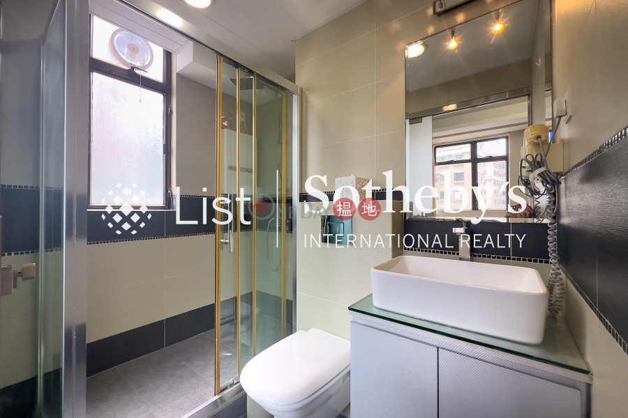 HK$ 32,000/ month, Roc Ye Court Western District Property for Rent at Roc Ye Court with 3 Bedrooms