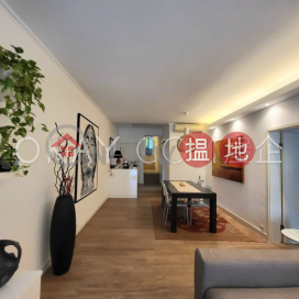 Efficient 3 bedroom with terrace | For Sale