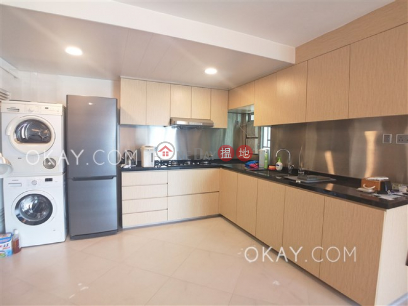 (T-33) Pine Mansion Harbour View Gardens (West) Taikoo Shing | Middle | Residential, Rental Listings HK$ 42,000/ month