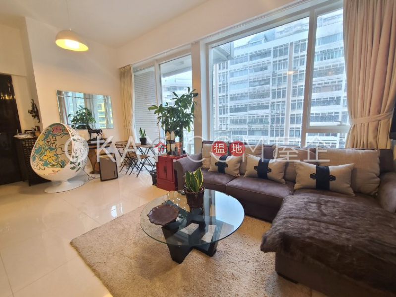 Stylish 2 bedroom on high floor with balcony | Rental | 18 Conduit Road 干德道18號 Rental Listings