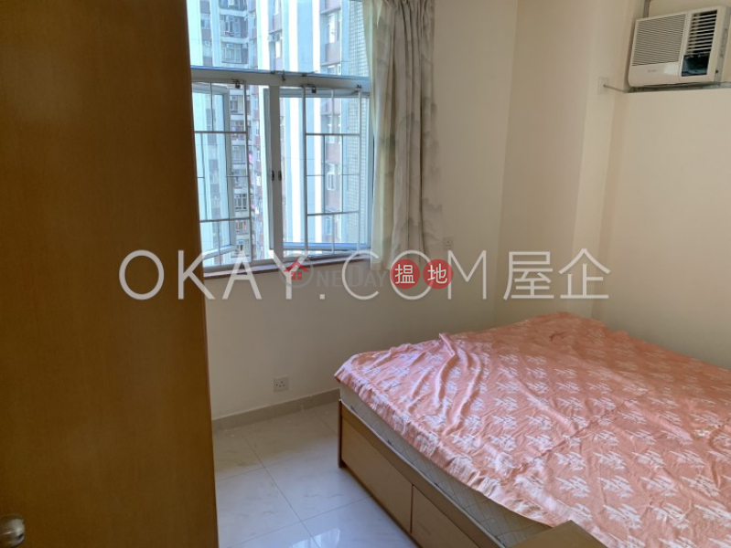 HK$ 25,000/ month | (T-18) Fu Shan Mansion Kao Shan Terrace Taikoo Shing Eastern District | Unique 2 bedroom in Quarry Bay | Rental
