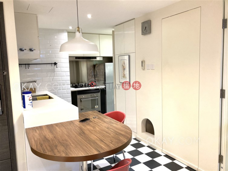 HK$ 9.8M | Paterson Building, Wan Chai District Charming 2 bedroom in Causeway Bay | For Sale