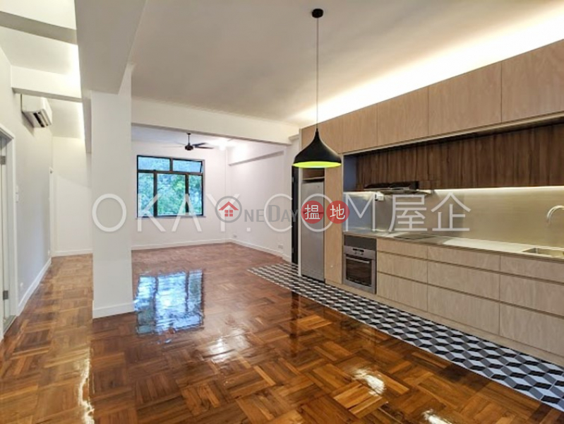 Nicely kept 2 bedroom with balcony | Rental | 2 Tramway Path 纜車徑2號 Rental Listings