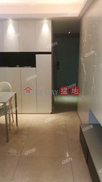 HK$ 26.8M | Sorrento Phase 1 Block 5 Yau Tsim Mong | Sorrento Phase 1 Block 5 | 3 bedroom Low Floor Flat for Sale