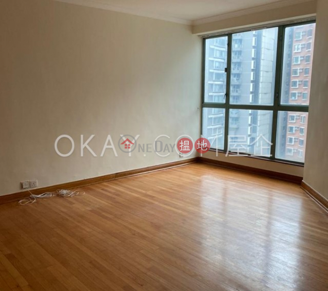 Tasteful 3 bedroom in Mid-levels West | Rental | Goldwin Heights 高雲臺 Rental Listings