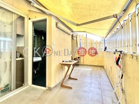 Intimate 2 bedroom with terrace | For Sale | Ming Hing Building 明興大樓 _0