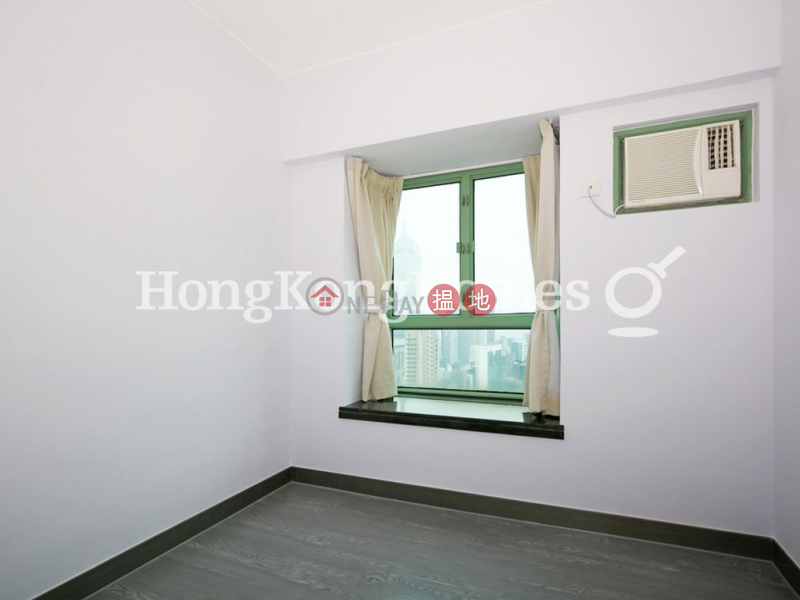 Property Search Hong Kong | OneDay | Residential Rental Listings | 3 Bedroom Family Unit for Rent at Royal Court