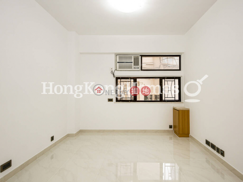 3 Bedroom Family Unit for Rent at Newman House, 35-45 Johnston Road | Wan Chai District, Hong Kong, Rental | HK$ 23,000/ month