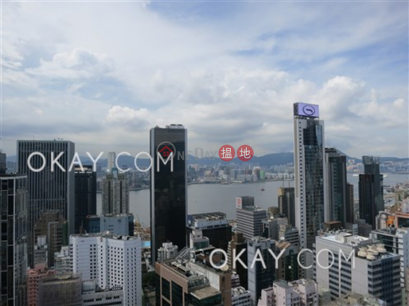 Gorgeous 3 bedroom on high floor with balcony & parking | For Sale | The Oakhill 萃峯 Sales Listings