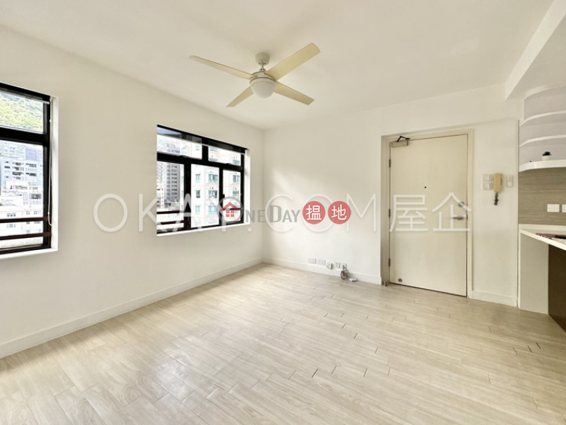 HK$ 31,000/ month | Hoi Ming Court Western District Lovely 1 bedroom on high floor with rooftop & balcony | Rental
