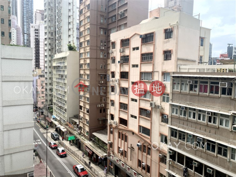 Nicely kept 2 bedroom with balcony | Rental | On Fung Building 安峰大廈 _0